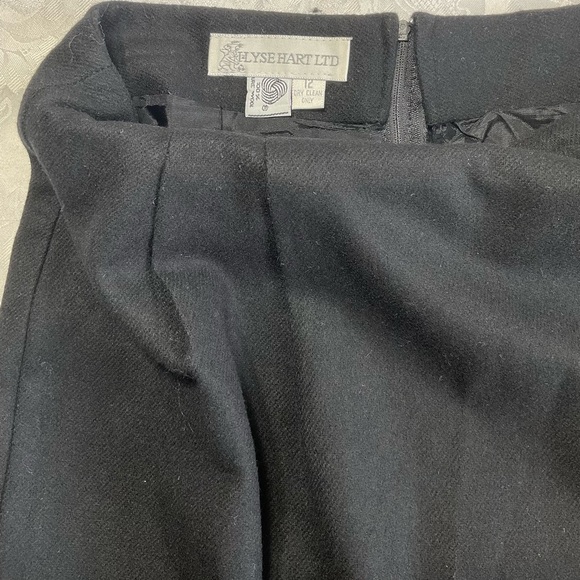 ILyse Hart LTD VNTG Black pleaded Lined 100% Wool Zipper Skirt Women Size 12 - Picture 2 of 8